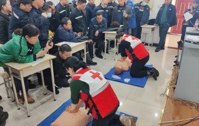 守护性命 为“心”而动 | amjs澳金沙门结合七台河市红十字会发展心肺复苏应急救护培训